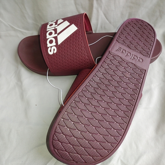 Men's Adidas Adilette Cloudfoam Comfort Slides, Size 17 - Picture 2 of 3
